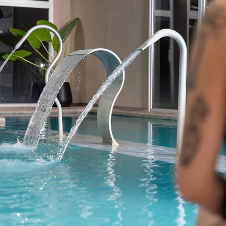Howard Johnson Resort & Spa Escobar Belén de Escobar Esterno foto
