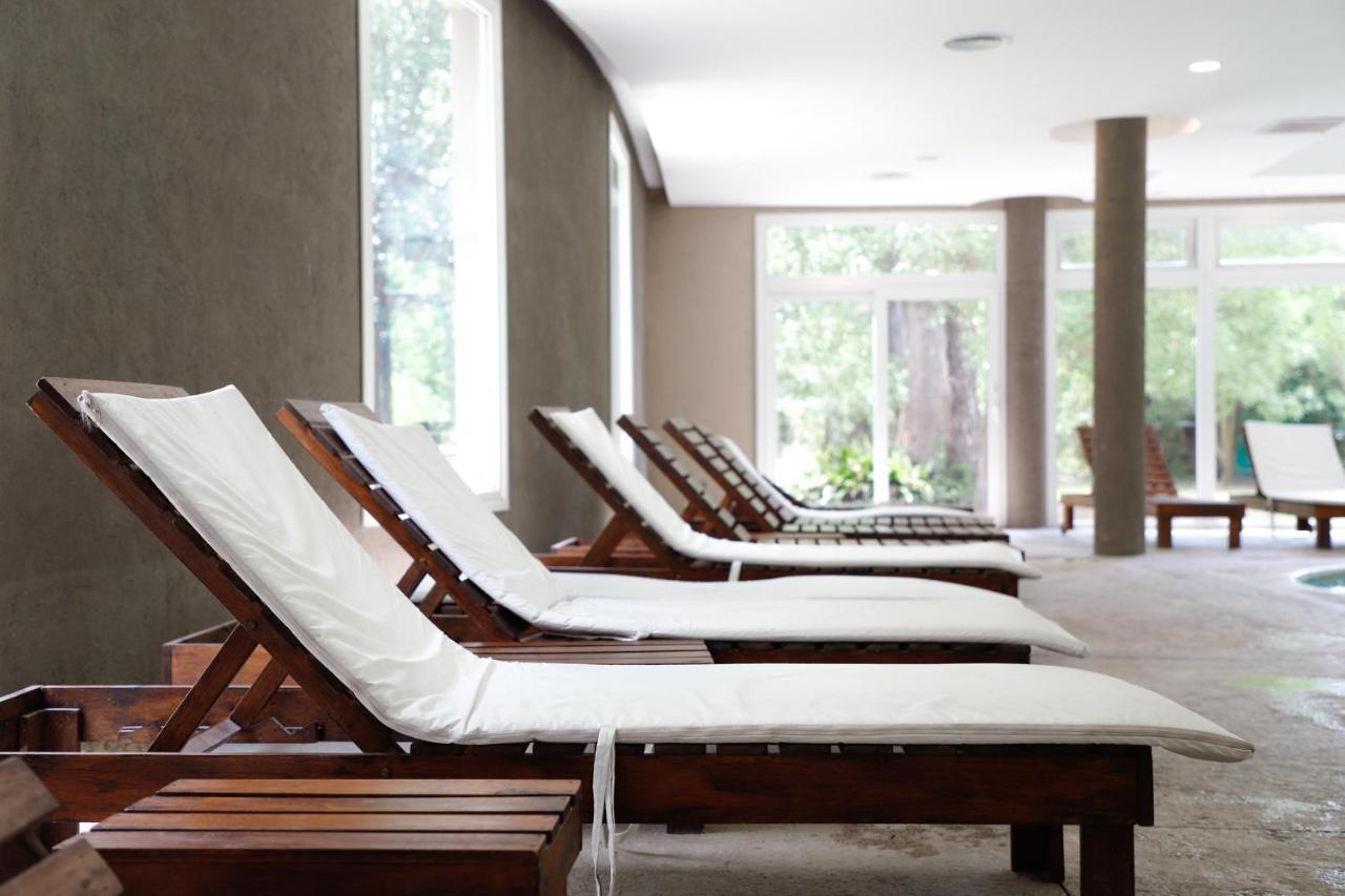 Howard Johnson Resort & Spa Escobar Belén de Escobar Esterno foto