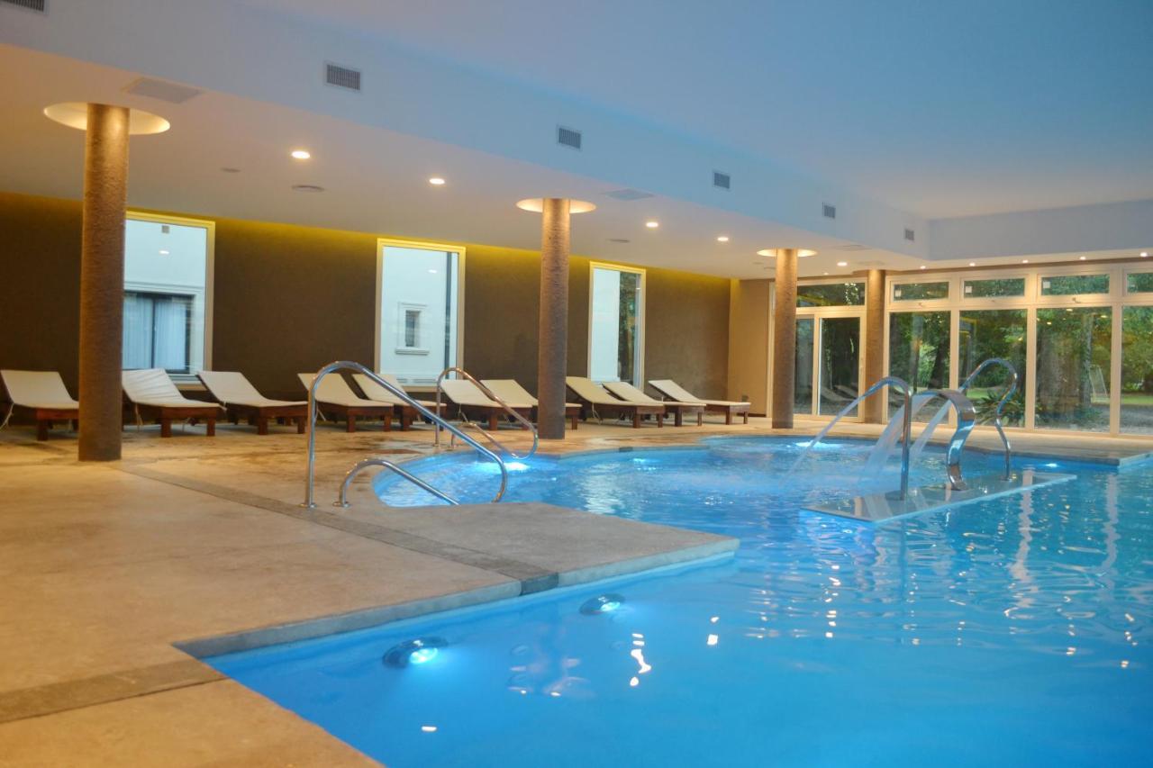 Howard Johnson Resort & Spa Escobar Belén de Escobar Esterno foto
