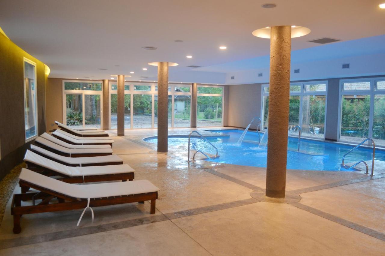 Howard Johnson Resort & Spa Escobar Belén de Escobar Esterno foto
