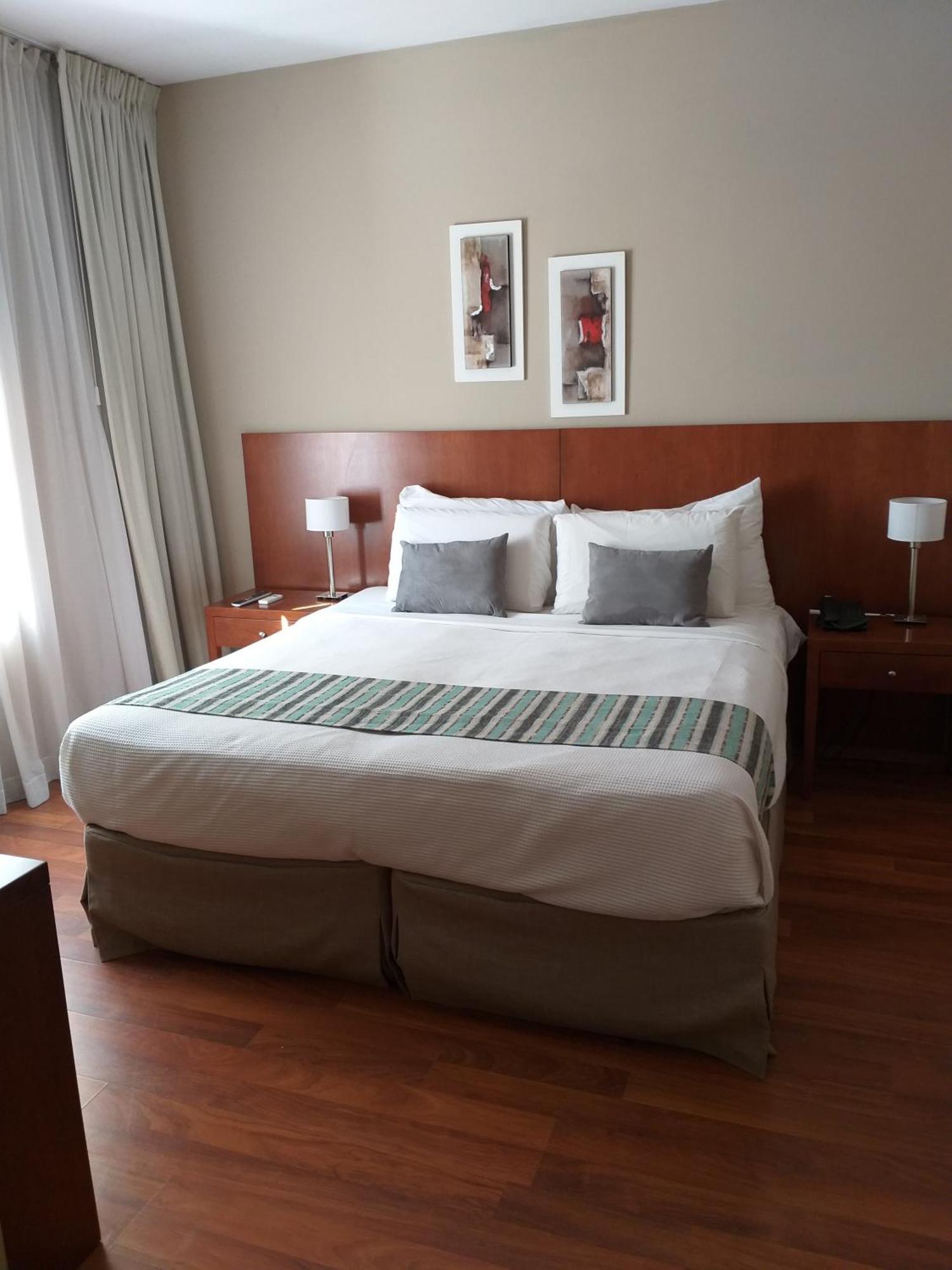 Howard Johnson Resort & Spa Escobar Belén de Escobar Esterno foto